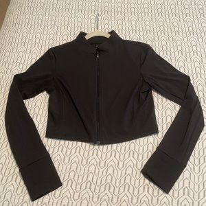 Balance Athletica’s Elevate Cropped Zip